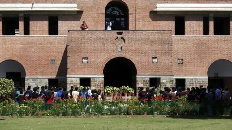 Over 46,000 students secure seats in Delhi University’s first round of UG admissions